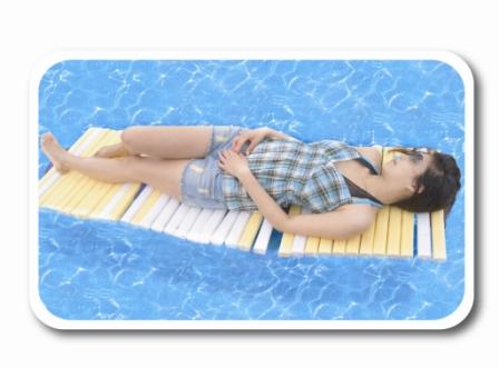 Soak Magic Float Inflatable Floating Mat – Portable Water Lounger for Beach, Pool & Lake Relaxation