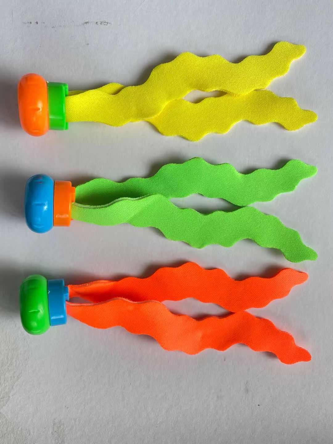 Soak Dive Swaying Set – Colorful Underwater Diving Toys  Great for Pool Play & Practice
