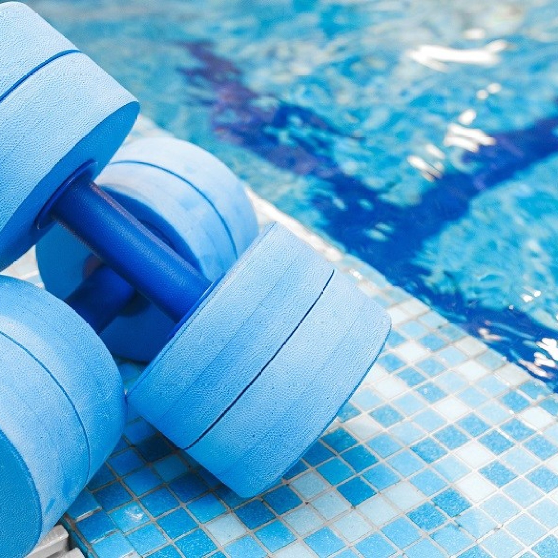 Why buy non-slip water dumbbells? Top benefits for pool exercise!